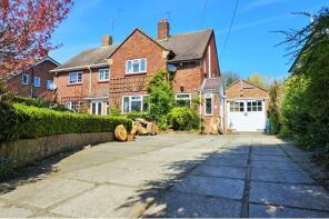 3, Reynolds Cottages, Henley Street, Luddesdown, Gravesend DA13 0XB