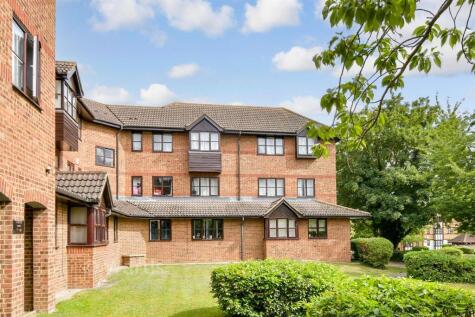 Clifton Walk, Dartford, Kent