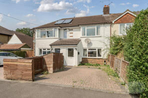 87, Carfax Avenue, Farnham GU10 1BE