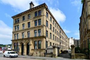 Apartment 32, 20 22, Mill Street, Bradford BD1 4AB