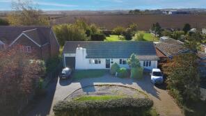 109, West Avenue, Chelmsford CM3 6AE