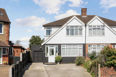 Collingwood Avenue, Surbiton, KT5