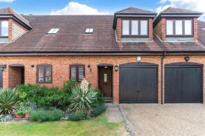28, Meade Court, Walton Street, Tadworth KT20 7RN
