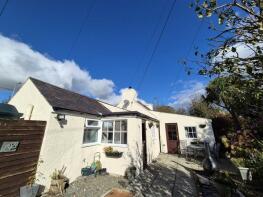 Ty Coch, Capel Coch, Llangefni LL77 7UR