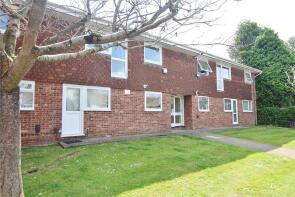 12, Lauriston Close, Knaphill, Woking GU21 2AU