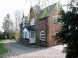 Hunters Moon, Wrexham Road, Nantwich CW5 8JE