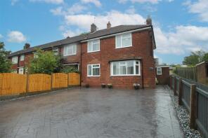 13, Elizabeth Road, Halesowen B63 4BG