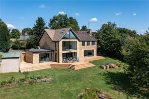 Holly House, School Lane, Banbury OX15 4JX
