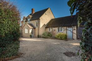 Creg Ny Baa, Witney Road, Witney OX29 7QQ