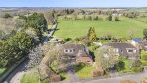 Barnston, Innings Gate, Little Frieth, Frieth RG9 6NJ