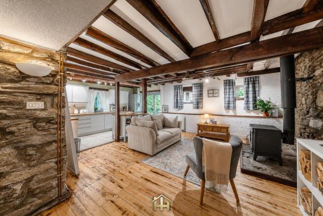 MILL COTTAGE KIRRIEMUIR DD8 5JT 020926 EDIT (4 of