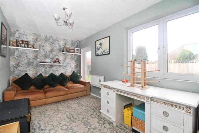Sitting/Play Room
