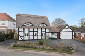 Thatch Cottage, Danes Green, Worcester WR3 7RU
