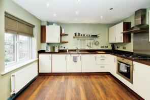 25, Swan Court, Sunderland SR5 3QE