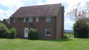 Carlyon House, Risborough Road, Aylesbury HP17 8NB