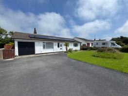 13 Rydal Mount, Pencnwc Isaf, Llandysul SA44 6NT
