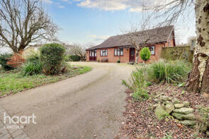 Beechwood, Chapel Lane, Hackthorn, Lincoln LN2 3PN