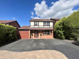19, Ambleside Drive, Brierley Hill DY5 3XL