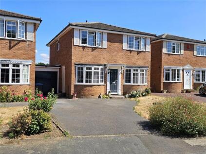 Kashmir Close, New Haw, KT15