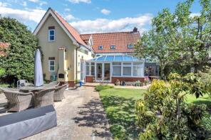 Jacquard House, Long Green, Diss IP22 1PU