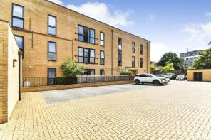4, Birch House, Exchange Close, Aldershot GU11 2FD