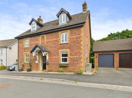 8, Wesley Road, Holsworthy EX22 6FE