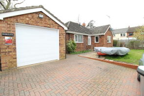 Surowen, Park Avenue, Fornham St. Martin, Fornham St Martin IP28 6TW