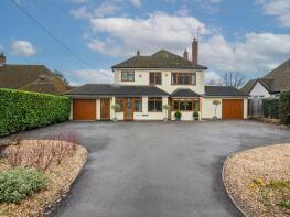 Brooklands, Henley Road, Henley-in-arden B95 5NW
