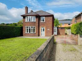 Lindale, Wrexham Road, Cefn-y-bedd LL12 9UL