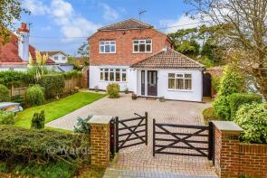 Bekesley, Park Road, New Romney TN28 8NJ