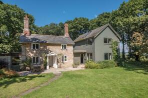 Woodcote Cottage, Hamstead Drive, Yarmouth PO41 0YE