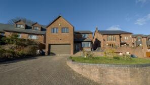 19 Myherin, Pine Gardens, Tranch, Pontypool NP4 6BS