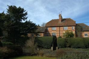 Hill View House, Oare SN8 4JA