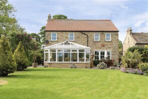 1 Holmlands, Maypole Court, Richmond DL11 7BP