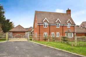 1 Peacock, Wellsted Close, Salisbury SP5 1DE