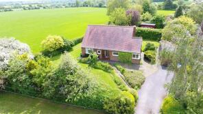 2 Applegarth, Stapleton Lane, Nuneaton CV13 6HY