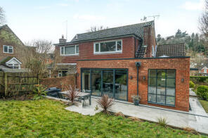 1, The Avenue, Haslemere GU27 1JT