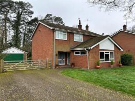 9, Birchland Close, Mortimer West End, Reading RG7 3UG
