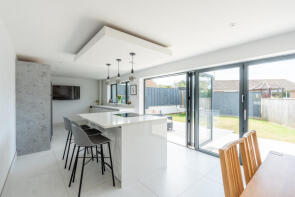 15, Jubilee Drive, Bristol BS8 3XD