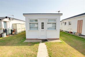 8, Sunset Strip, Miami Beach, Mablethorpe LN12 2JX