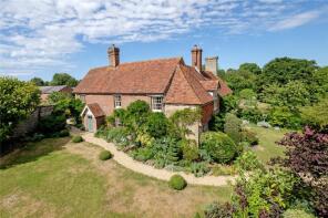 Sutton Court Farm House, Barlavington Lane, Pulborough RH20 1PN