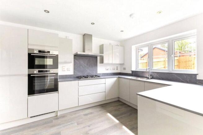 Kitchen/Dining