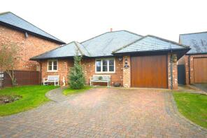 60, Deenethorpe, Corby NN17 3EP