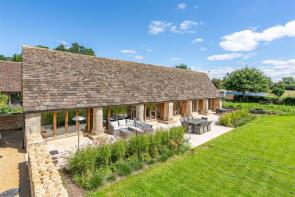 Cloatley Grange, Cloatley Road, Malmesbury SN16 9LQ