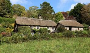 Rose Cottage, Road From Meadow Dene To The Grange, Ilfracombe EX34 8LW