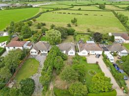 Avrilette, Main Road, Easter Compton BS35 5RE