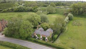Clematis Cottage, Old Warwick Road, Warwick CV35 7AA