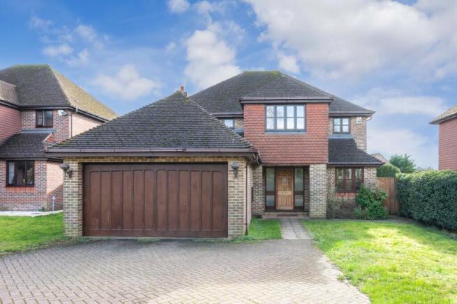 HAWTHORN CLOSE