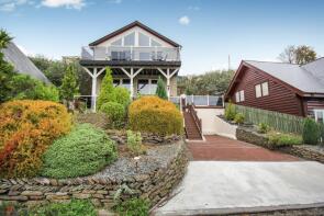 Rosehill Lodge, Rosehill, Little Petherick, Wadebridge PL27 7QT