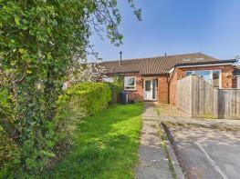 10, Bradbury Close, Chippenham SN15 3TN